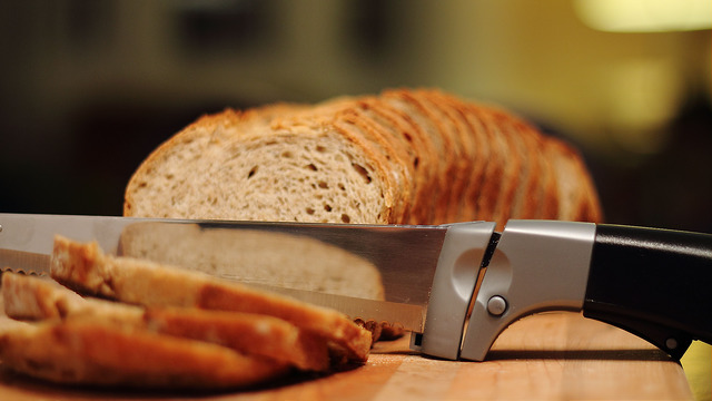 breadknife